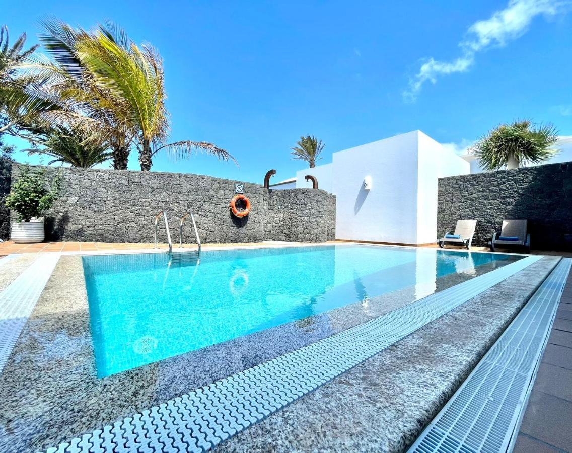 Villas Mamma Mia Pool Heat Private & Jacuzzi بلايا بلانكا المظهر الخارجي الصورة