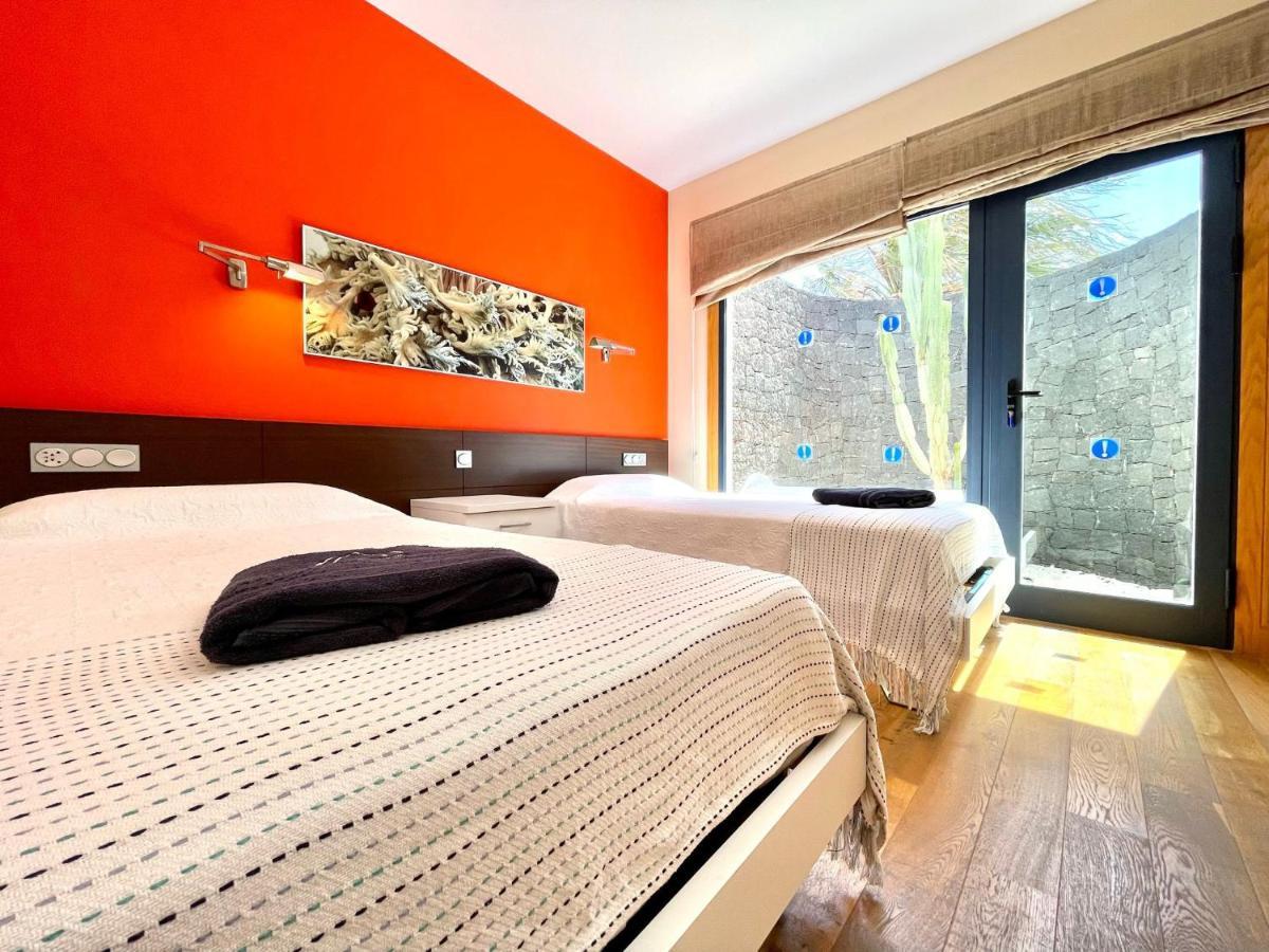 Villas Mamma Mia Pool Heat Private & Jacuzzi بلايا بلانكا المظهر الخارجي الصورة