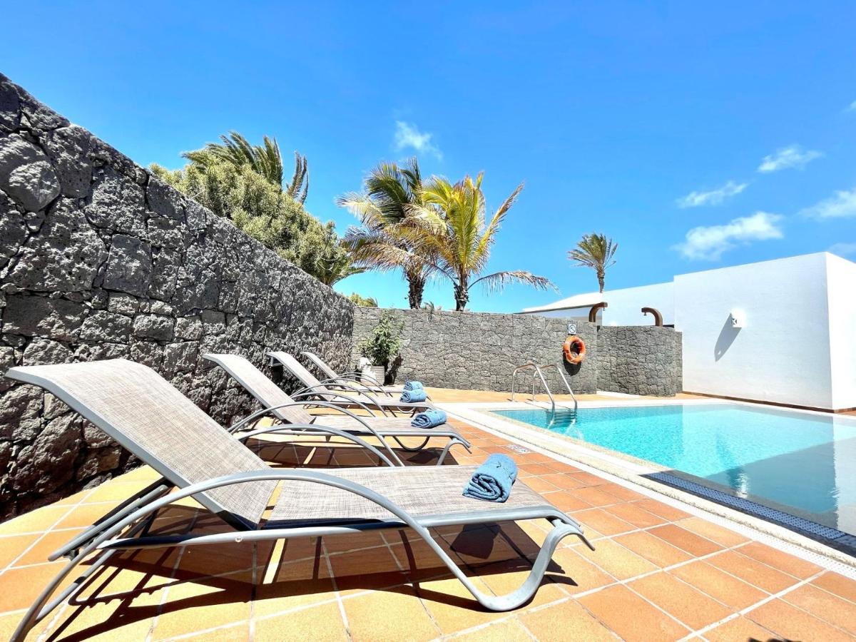 Villas Mamma Mia Pool Heat Private & Jacuzzi بلايا بلانكا المظهر الخارجي الصورة