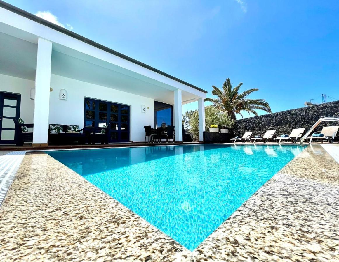 Villas Mamma Mia Pool Heat Private & Jacuzzi بلايا بلانكا المظهر الخارجي الصورة