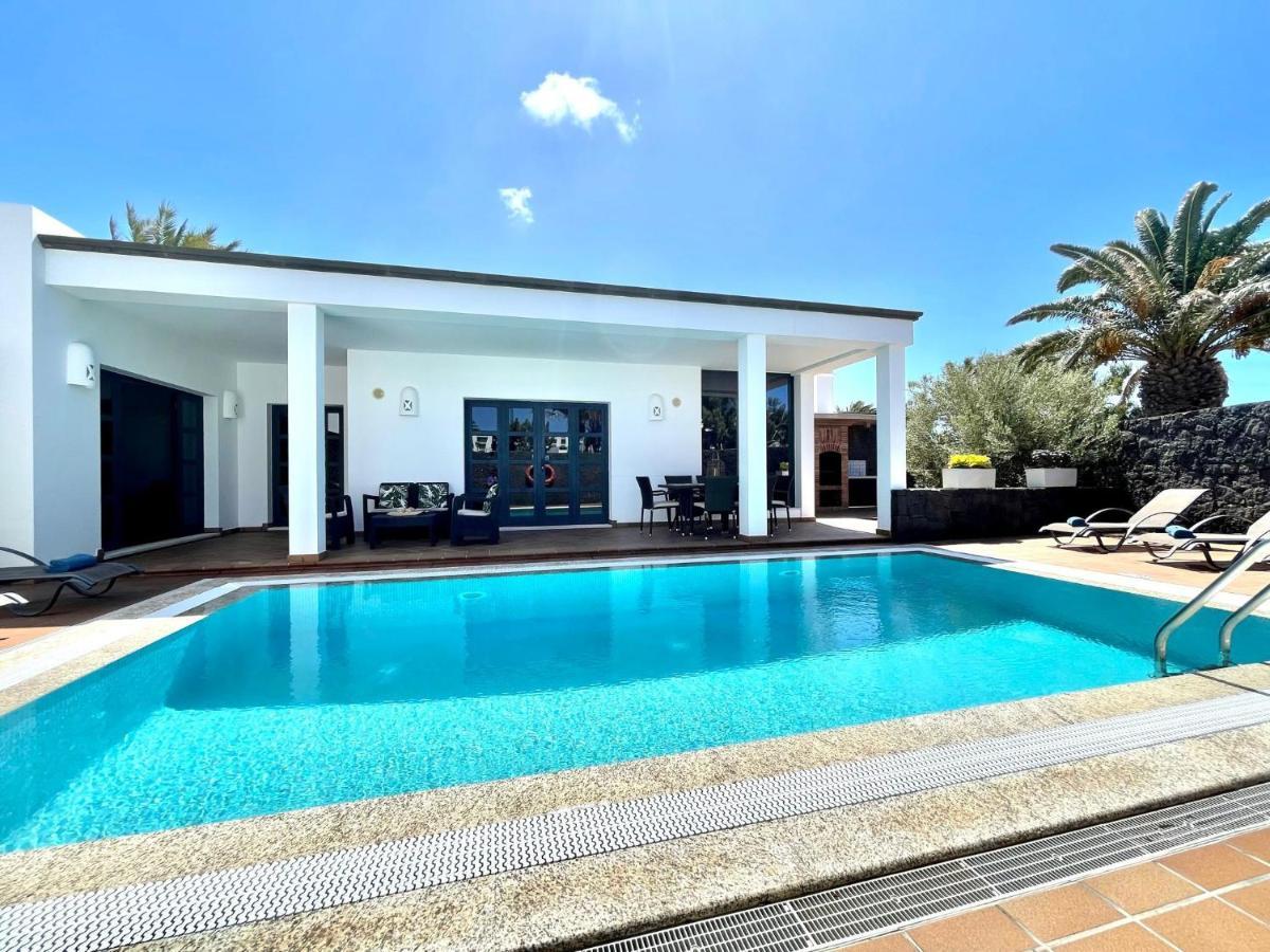 Villas Mamma Mia Pool Heat Private & Jacuzzi بلايا بلانكا المظهر الخارجي الصورة