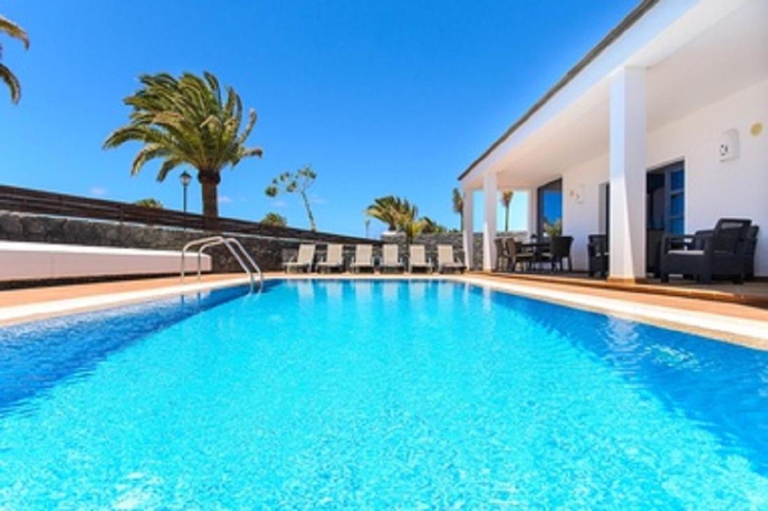 Villas Mamma Mia Pool Heat Private & Jacuzzi بلايا بلانكا المظهر الخارجي الصورة