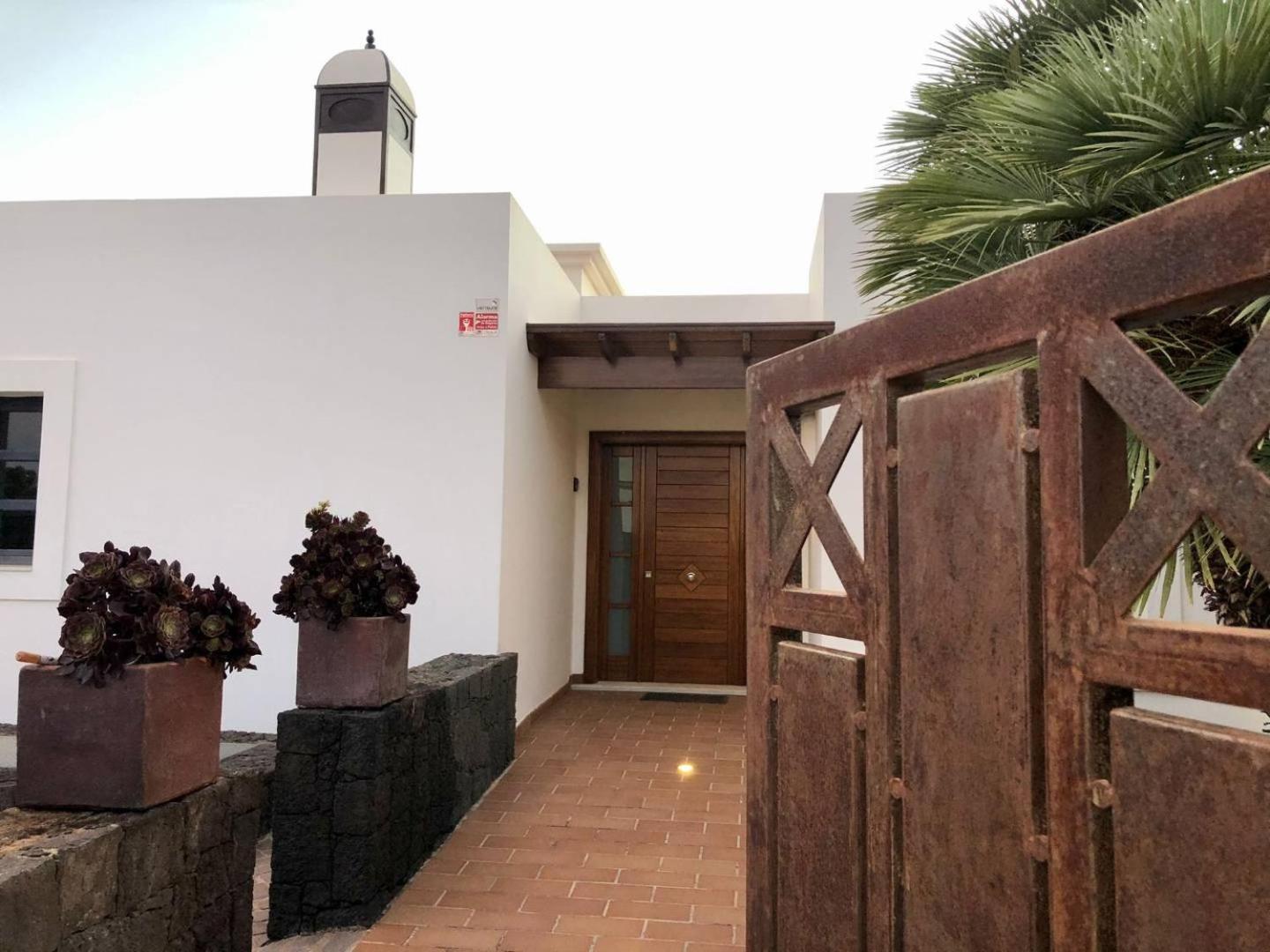 Villas Mamma Mia Pool Heat Private & Jacuzzi بلايا بلانكا المظهر الخارجي الصورة