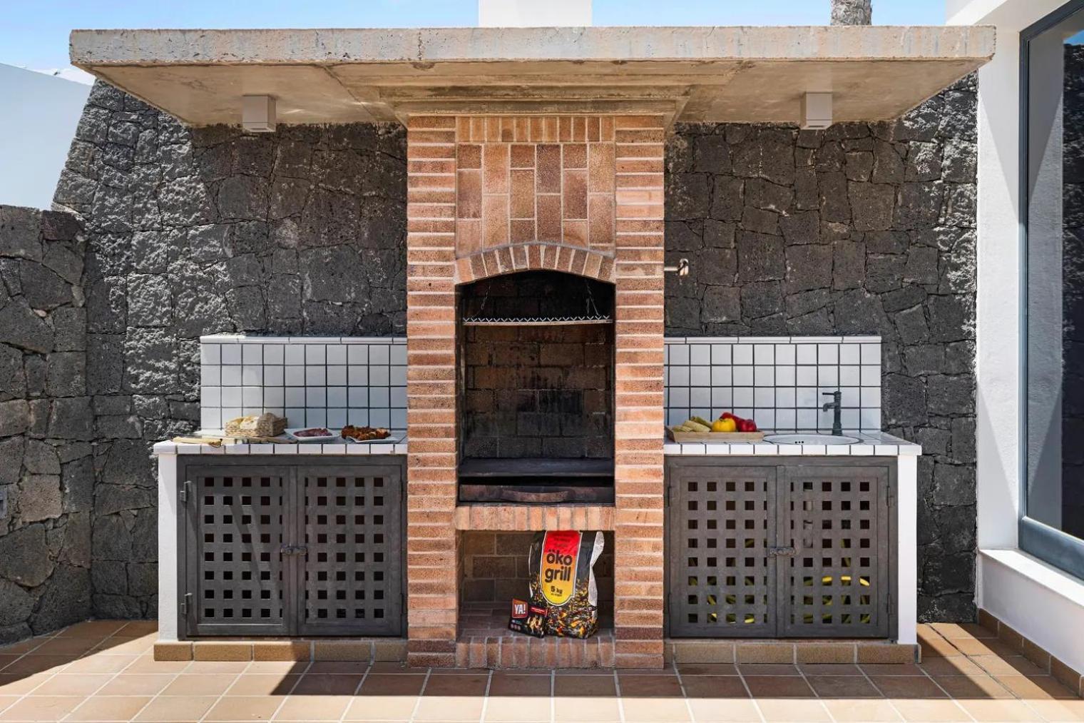 Villas Mamma Mia Pool Heat Private & Jacuzzi بلايا بلانكا المظهر الخارجي الصورة