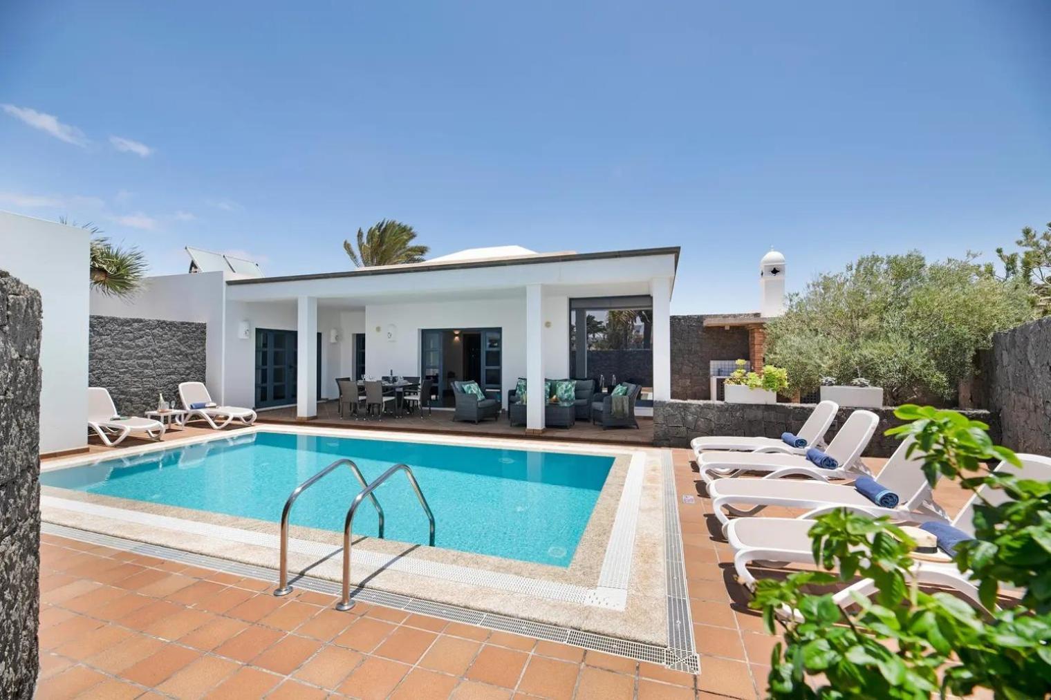 Villas Mamma Mia Pool Heat Private & Jacuzzi بلايا بلانكا المظهر الخارجي الصورة